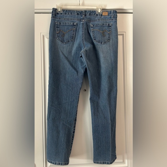 Bandolino Women’s Jeans | Mid-Rise Blue Denim | sz 14 - Picture 6 of 8